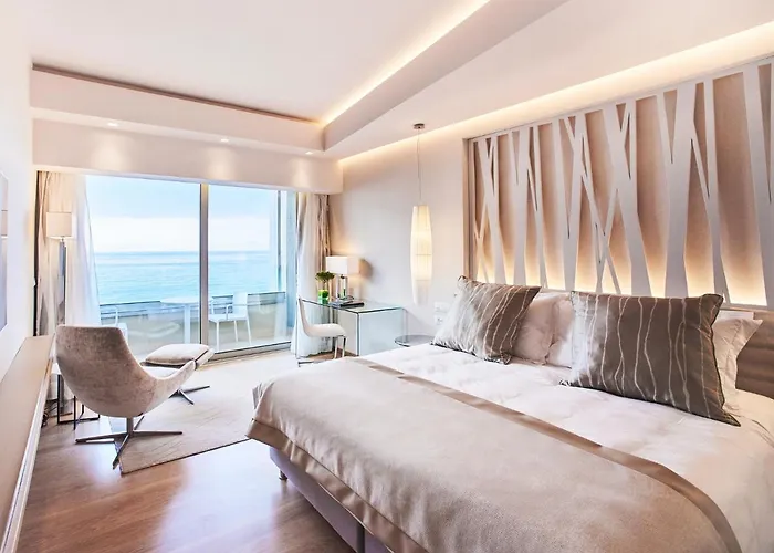 Abav2 By Rodos Palace 익시아